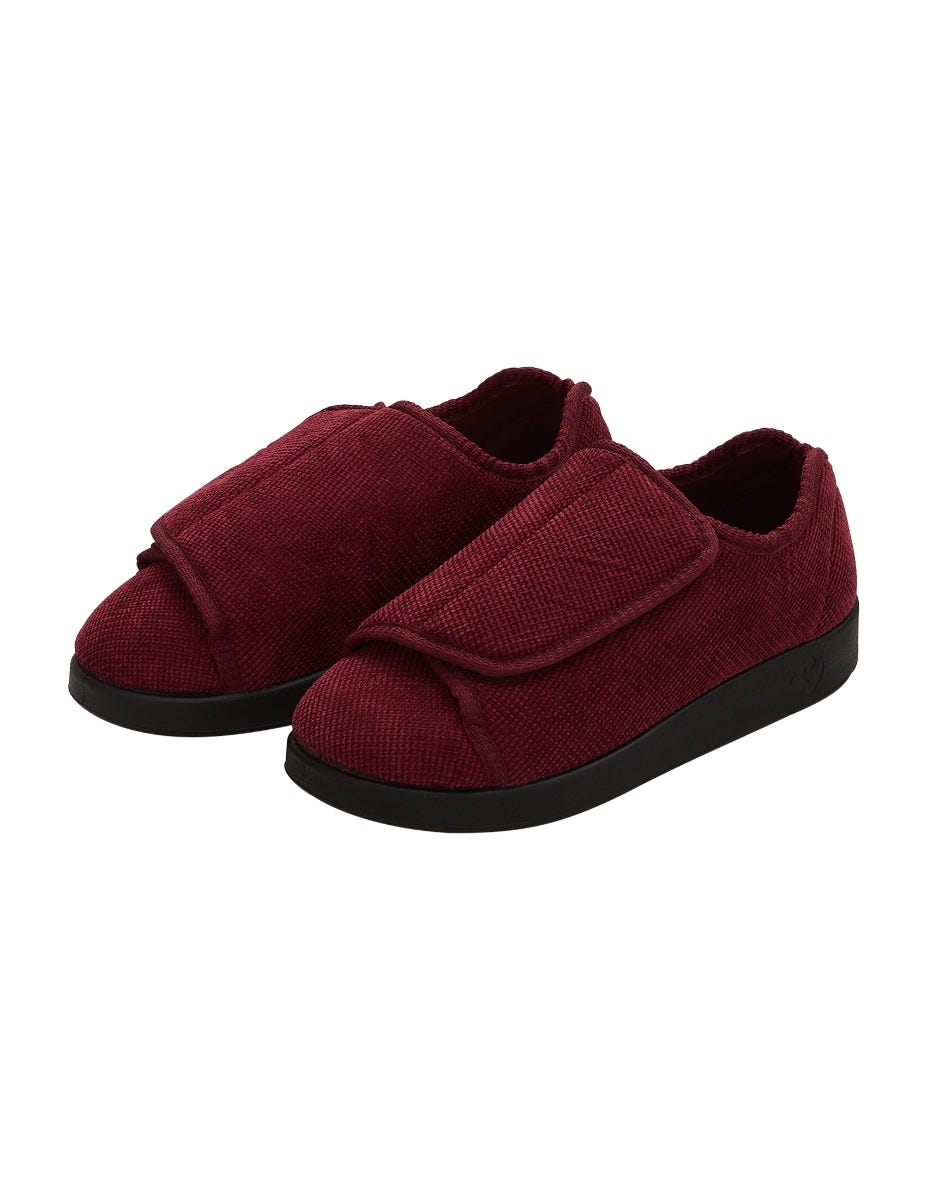 Womens wide 2025 width slippers